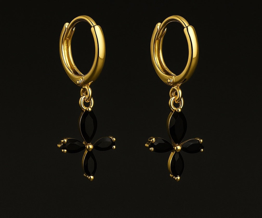 Aretes Onix “bañados en oro 14K"